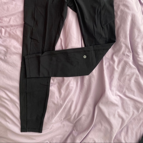 Lululemon Speed Up Tight 28" - Picture 3 of 7
